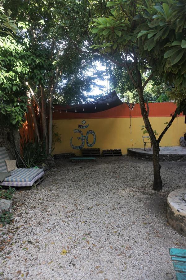 Akasha Hostel Mérida Esterno foto
