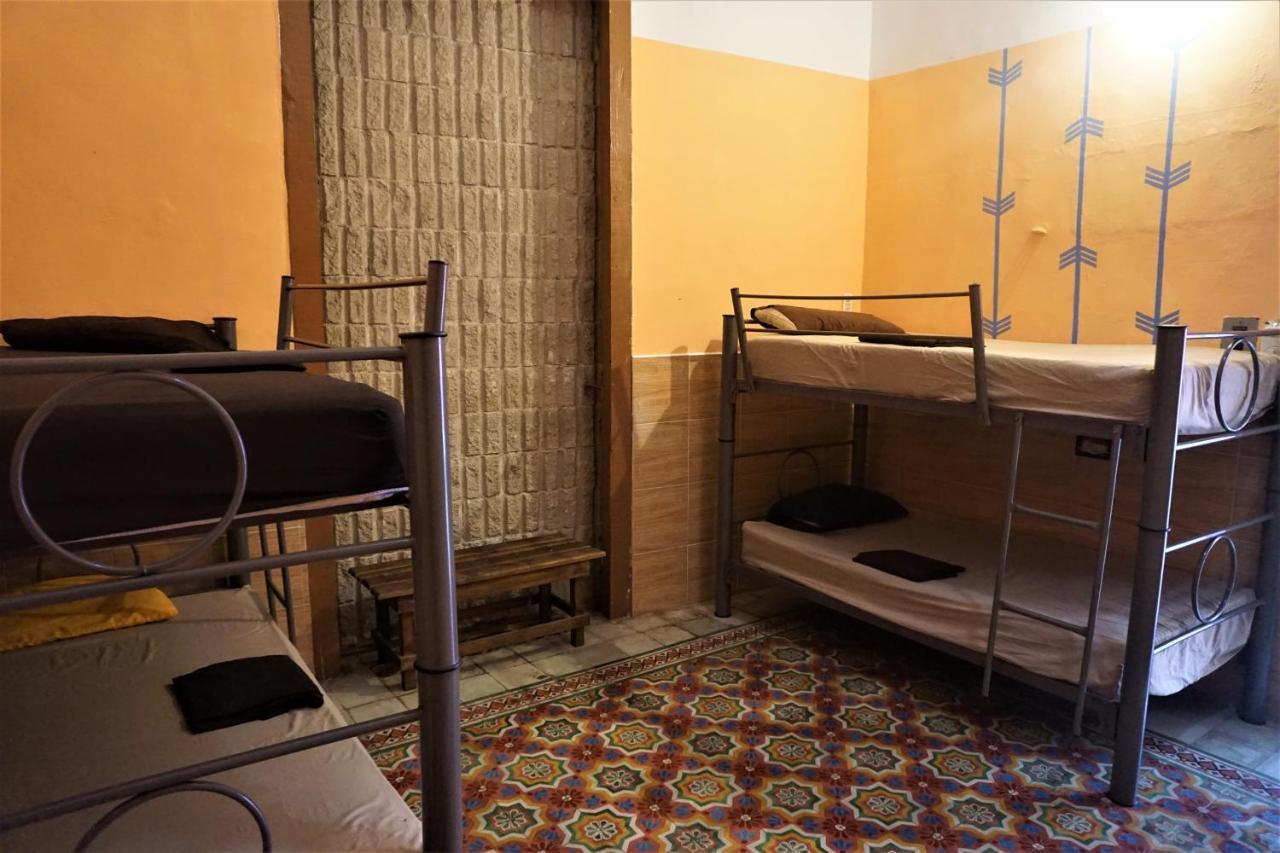 Akasha Hostel Mérida Esterno foto