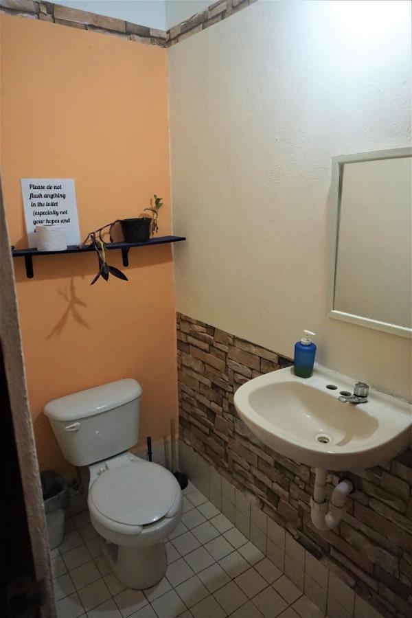 Akasha Hostel Mérida Esterno foto